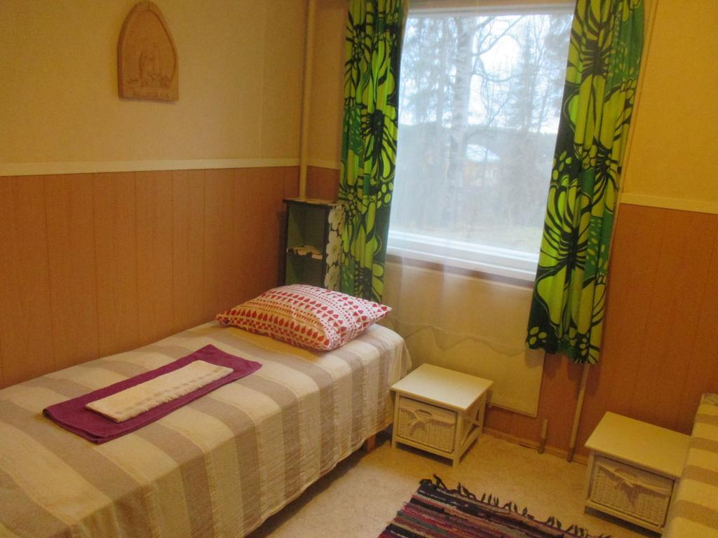 Guest House Ugrin Paikka Sippola Eksteriør billede