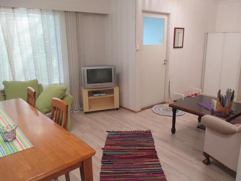 Guest House Ugrin Paikka Sippola Eksteriør billede