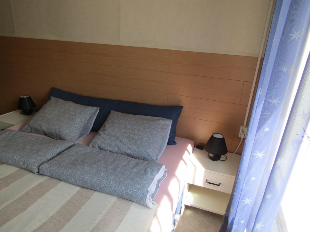 Guest House Ugrin Paikka Sippola Eksteriør billede