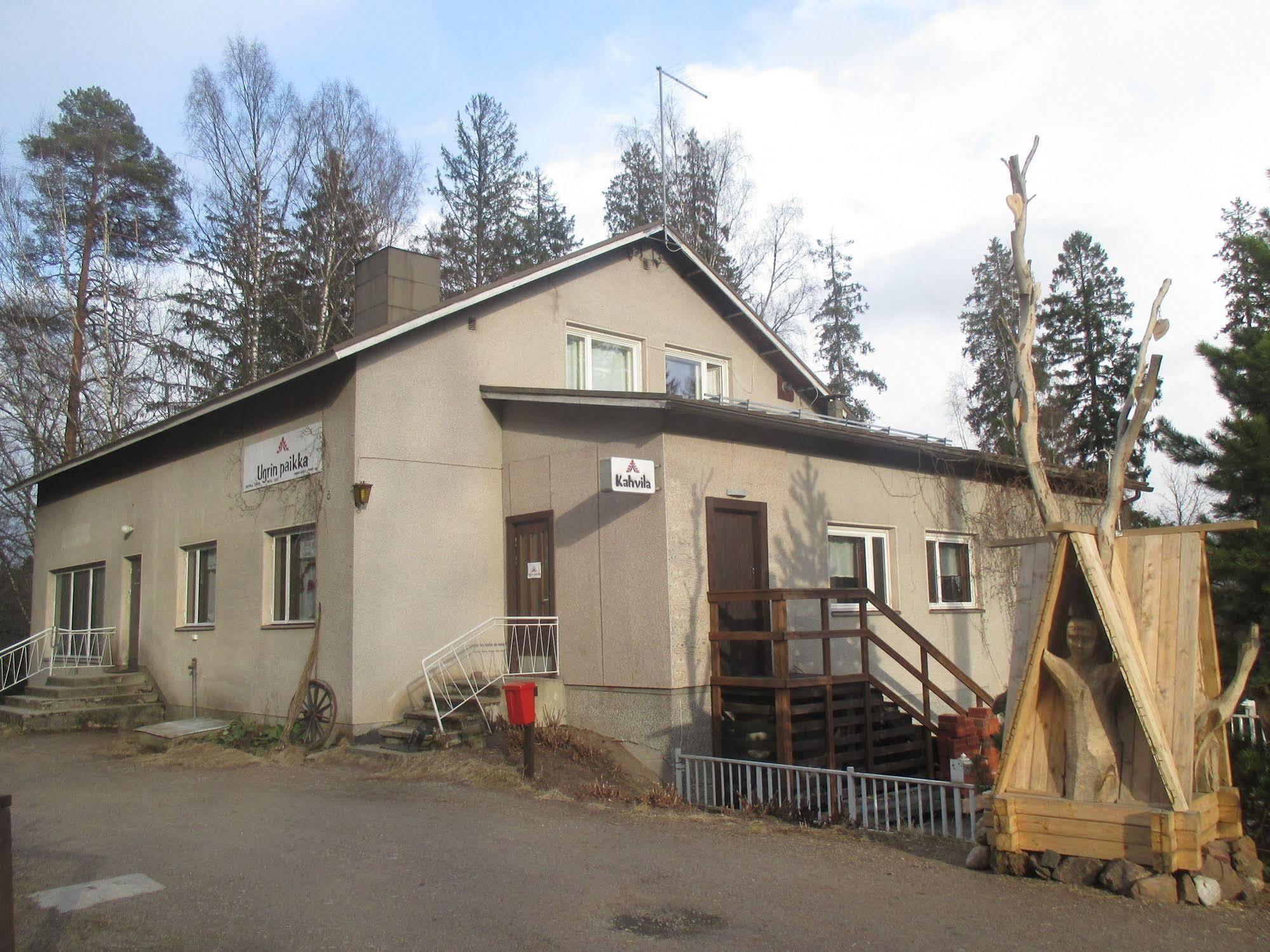 Guest House Ugrin Paikka Sippola Eksteriør billede