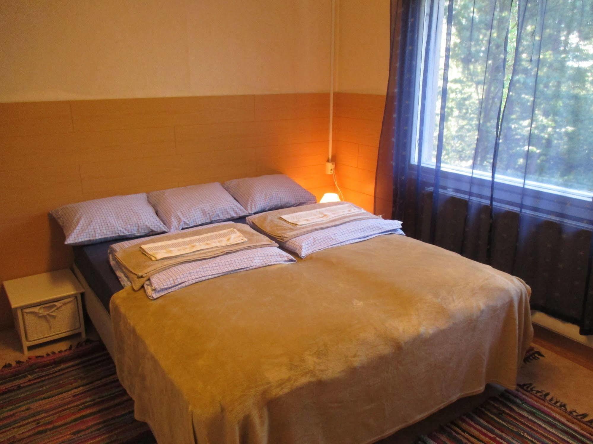 Guest House Ugrin Paikka Sippola Eksteriør billede