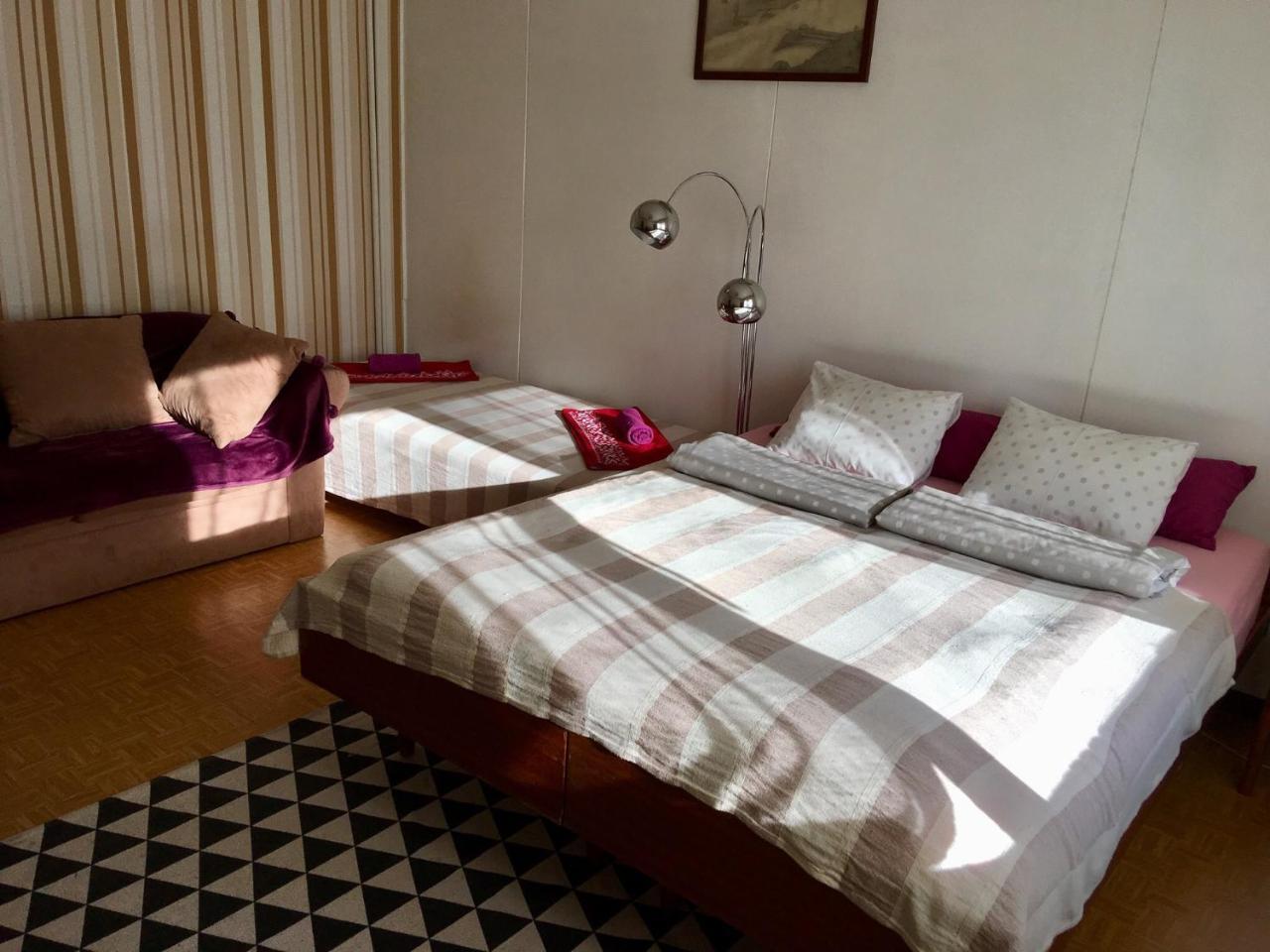 Guest House Ugrin Paikka Sippola Eksteriør billede