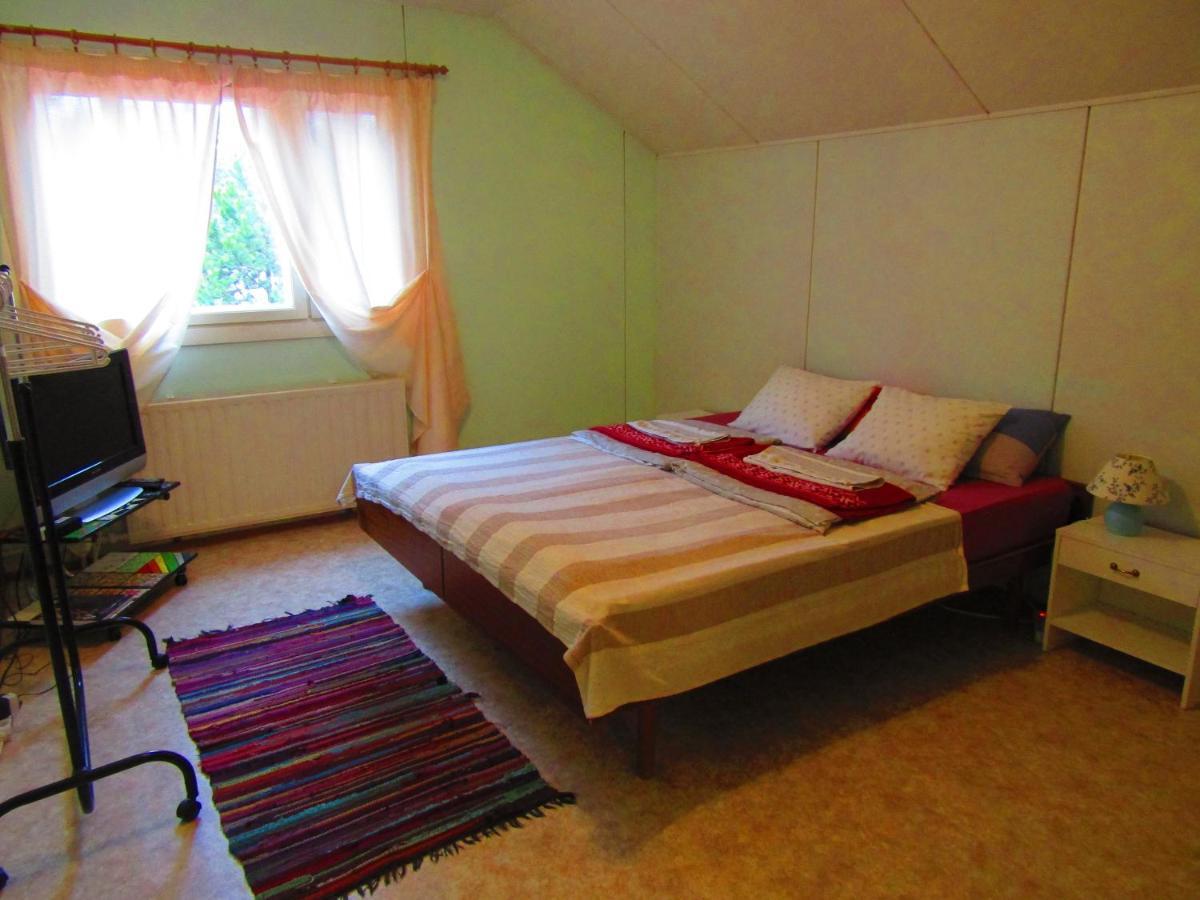 Guest House Ugrin Paikka Sippola Eksteriør billede